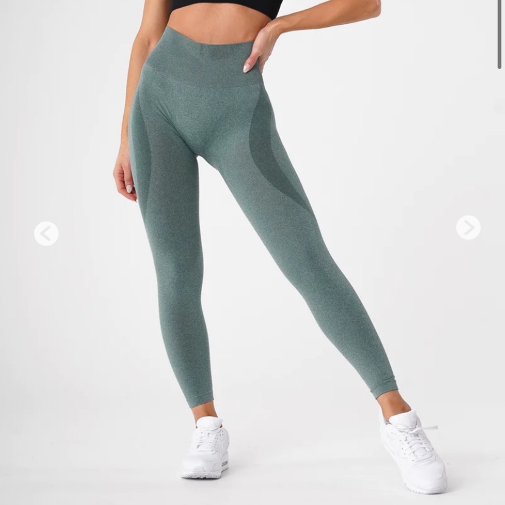 NVGTN Contour Seamless Leggings